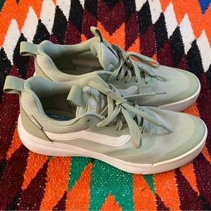 Vans Sage Green Ultrarange Shoe Size 9